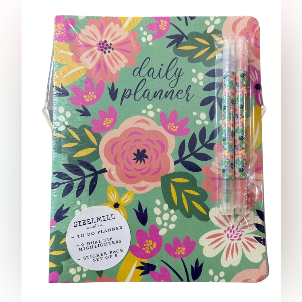 Daily Planner in Floral Design